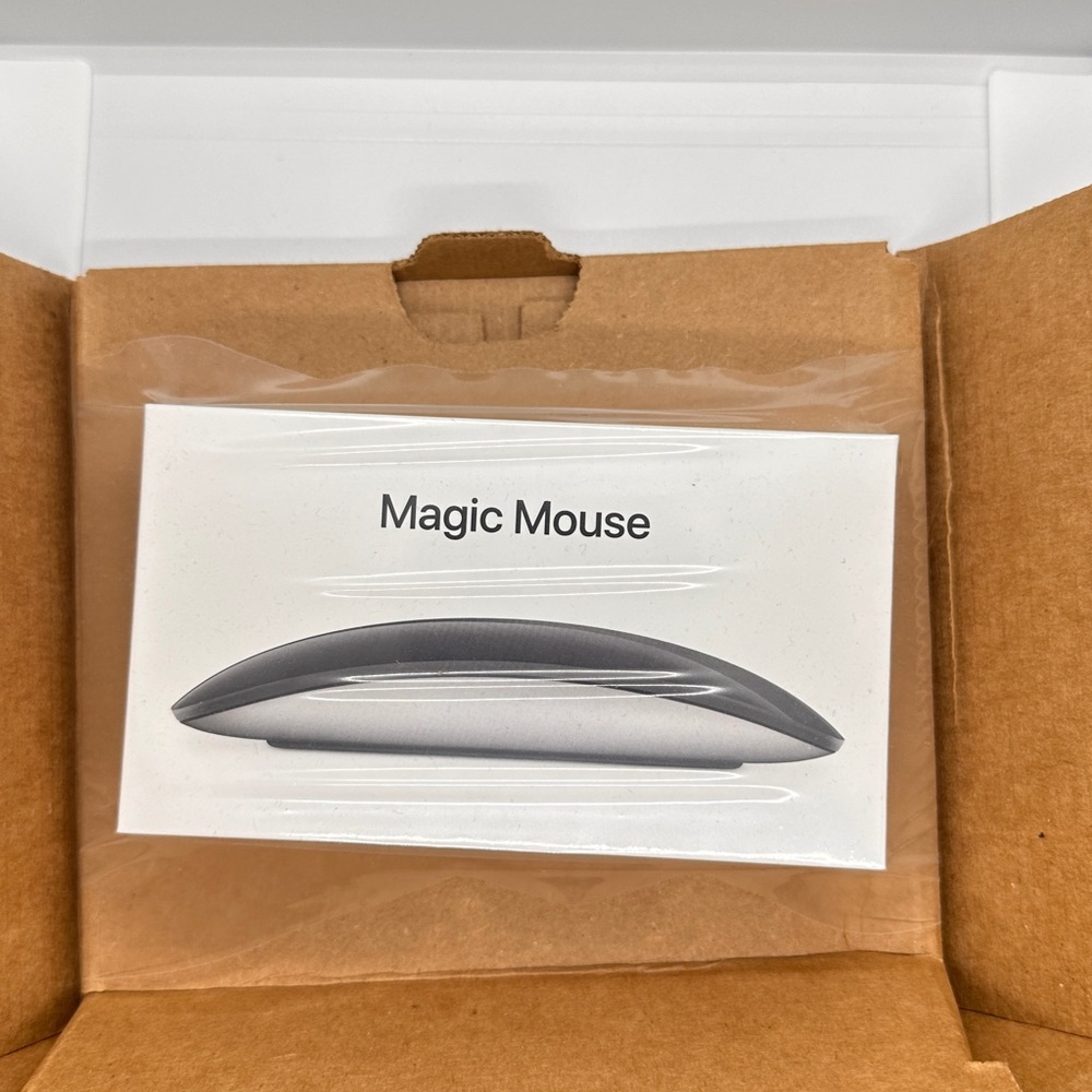 NEW NEVER OPEN APPLE MAGIC MOUSE BLACK